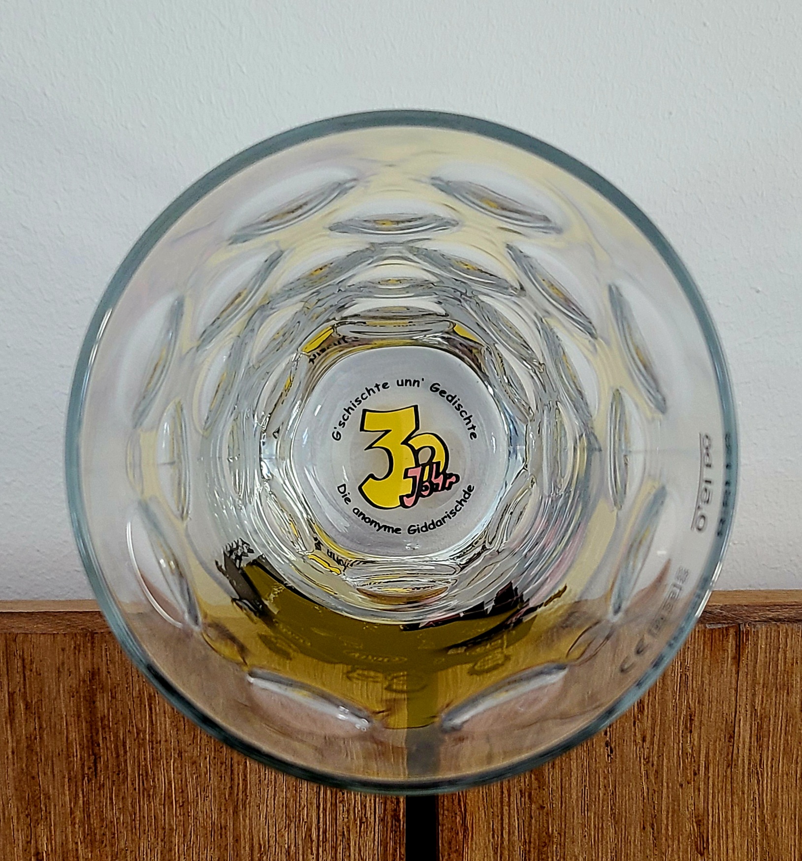 Dubbeglas  30 Johr Anonyme!